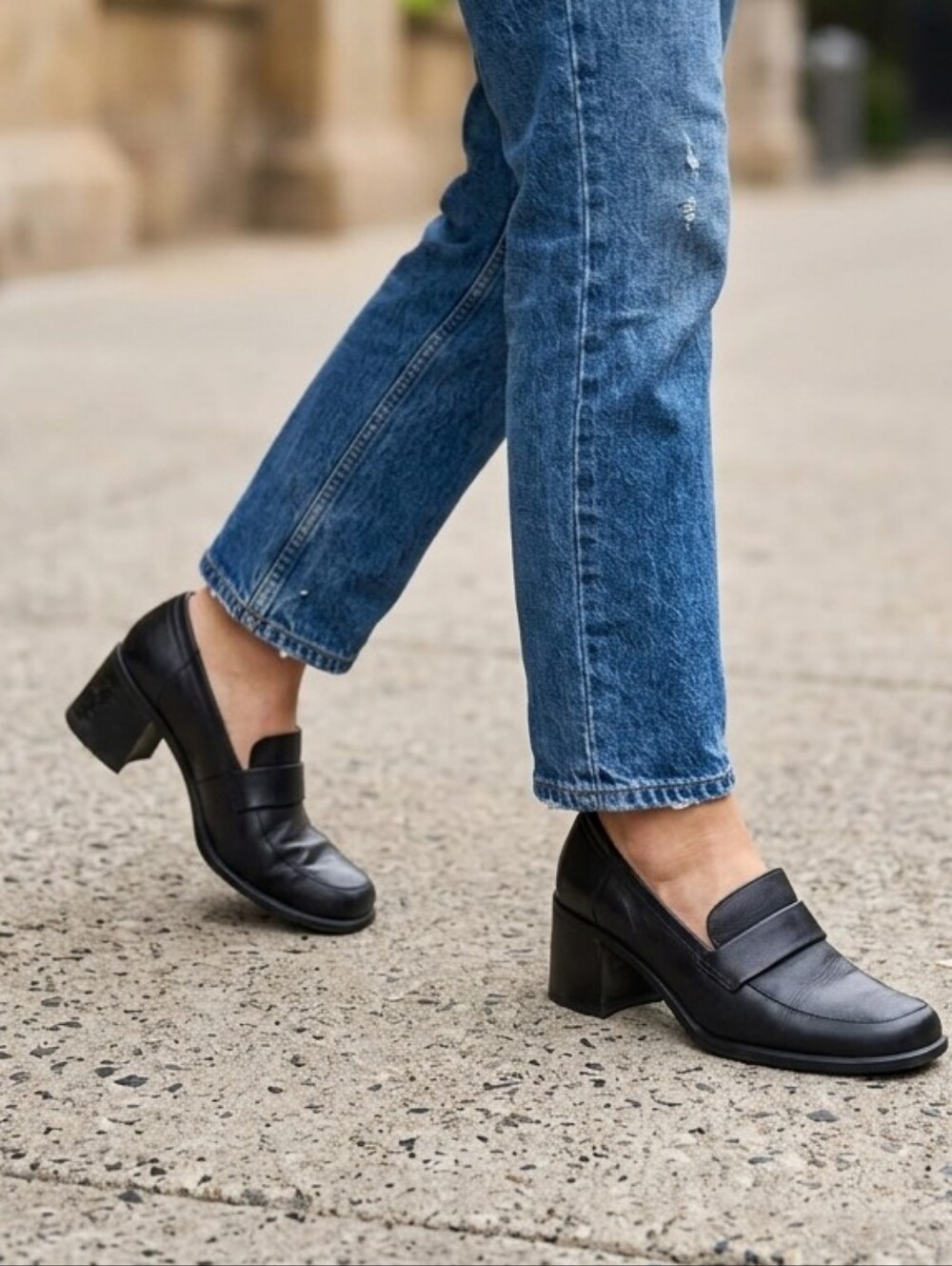 VTG Westies Black Leather Chunky Heel Loafers Square Toe Pumps Brazil Size 8M